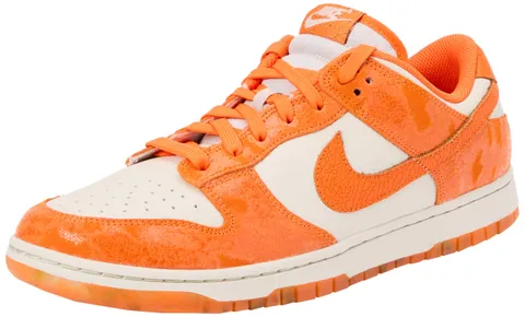 Nike FN7773 Dunk Low Donna, Light Bone/Safety Orange-Laser Orange EU 45