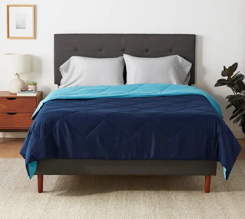Amazon Basics Trapunta Invernale Matrimoniale Reversibile in Microfibra, 220 x 240 cm