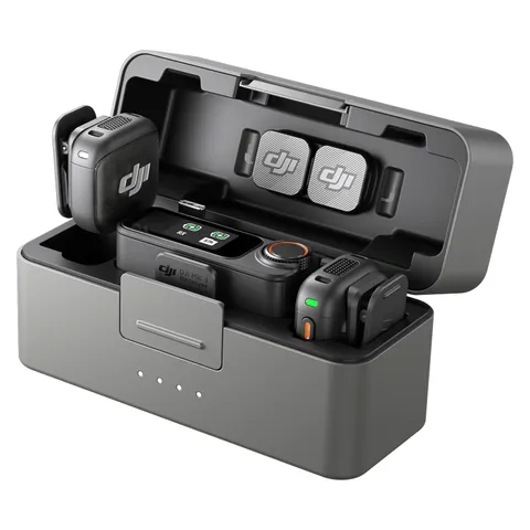 DJI Mic 3 Microfono Wireless, 2 Trasmettitori, Ricarica Integrata