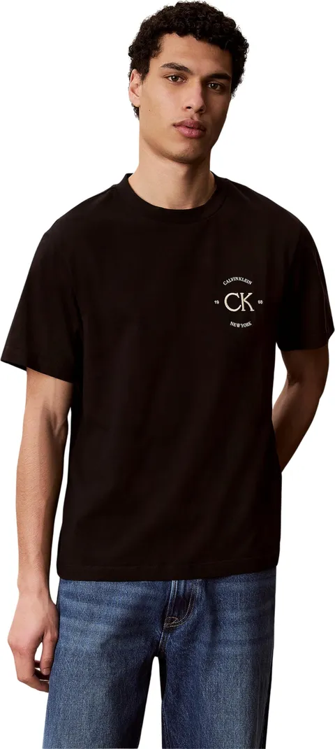 Calvin Klein Uomo T-Shirt Maniche Corte April Graphic con Scollo Rotondo, Nero (Black)