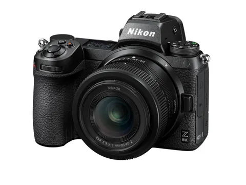 Nikon Z6II + 24-50 f/4 S Mirrorless Full Frame 24,5 MP