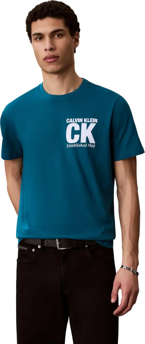 Calvin Klein Uomo SS 30s WHSL SP CK Corner Graphic LV04RE819G, Blu, XS, Blu (Teal