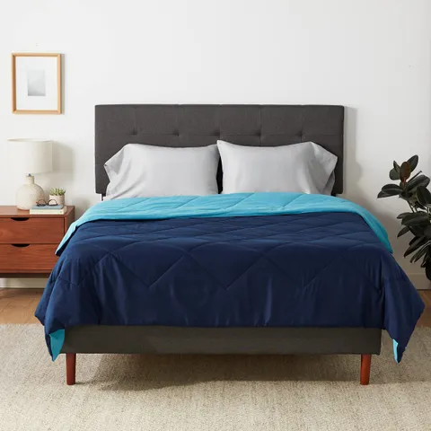 Amazon Basics Trapunta Invernale Matrimoniale Reversibile in Microfibra, 220 x 240 cm