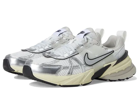 Nike FD0736 Nike V2K Run Donna, Summit White/Metallic Silver EU 44.5