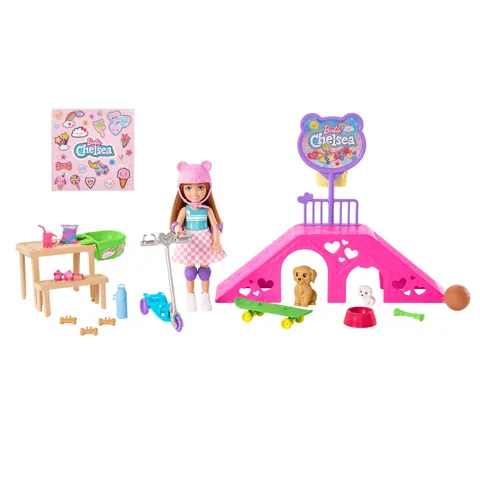 Barbie - Bambola Barbie Chelsea, skatepark playset, con 2 cuccioli, rampa, monopattino