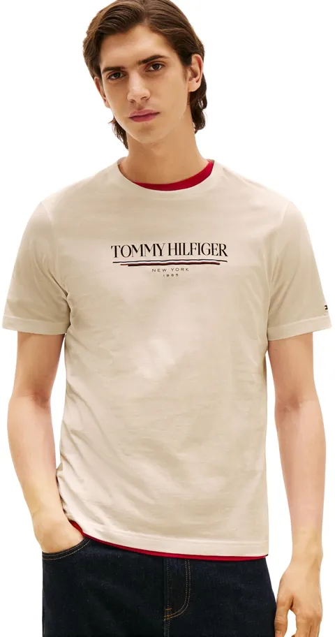 Tommy Hilfiger Uomo T-shirt Maniche Corte Brand Love Tee in Cotone, Avorio (Newsprint), XS