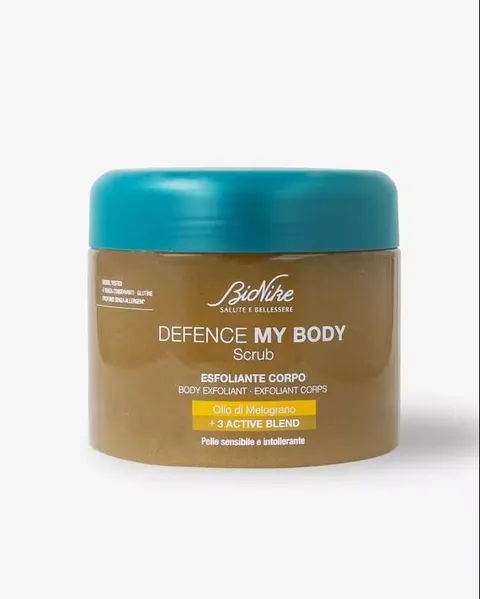 BioNike - Defence My Body, Scrub Esfoliante Corpo, con Olio di Mandorle dolci e Olio di