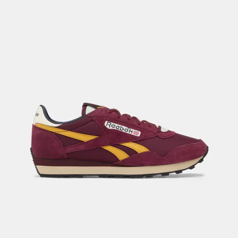Reebok Scarpe da Ginnastica Unisex Aztec II, Black Cherry Alabastro Grit Gold, 38.5 EU