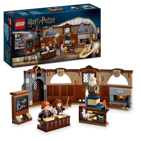 LEGO Harry Potter Castello di Hogwarts: Lezione di Incantesimi con 3 Minifigure da
