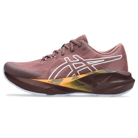 Asics 1012B911-600 Novablast 5 TR Donna, Nature Bathing/Rubble Red EU 35.5