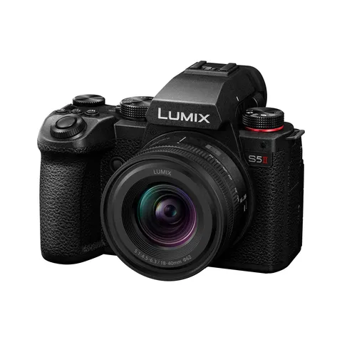 Panasonic Lumix S5 II Corpo Macchina Mirrorless Full Frame, con S-R1840E 18-40mm S