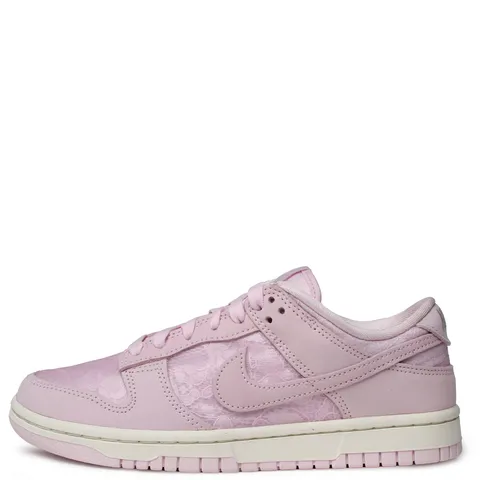 Nike HJ5870-600 W Dunk Low Donna, Regal Pink/Pink Foam-Soft Pearl EU 37.5